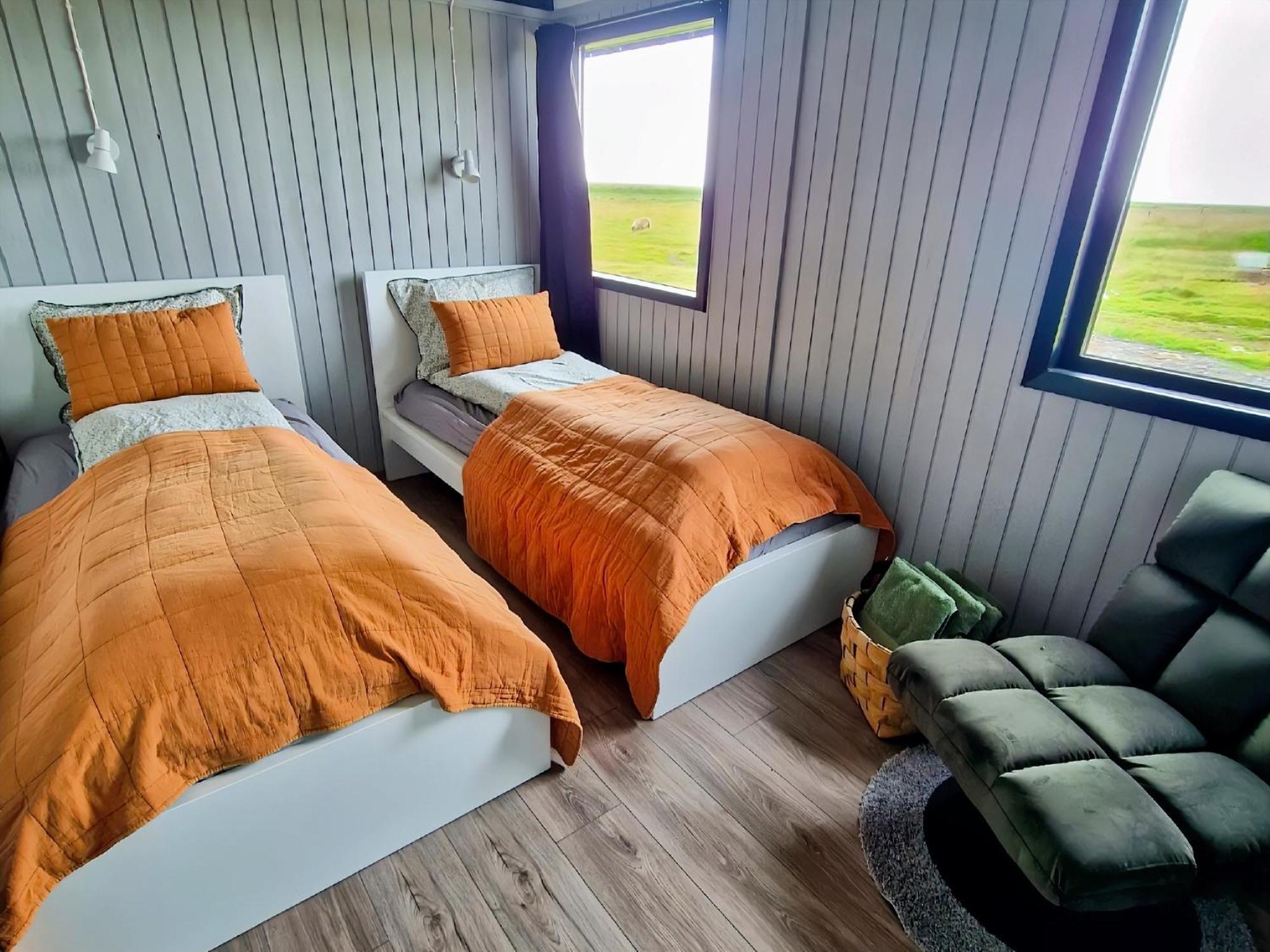 Green Farm Stay With Private Hot Tub Хвольсведлюр Екстер'єр фото