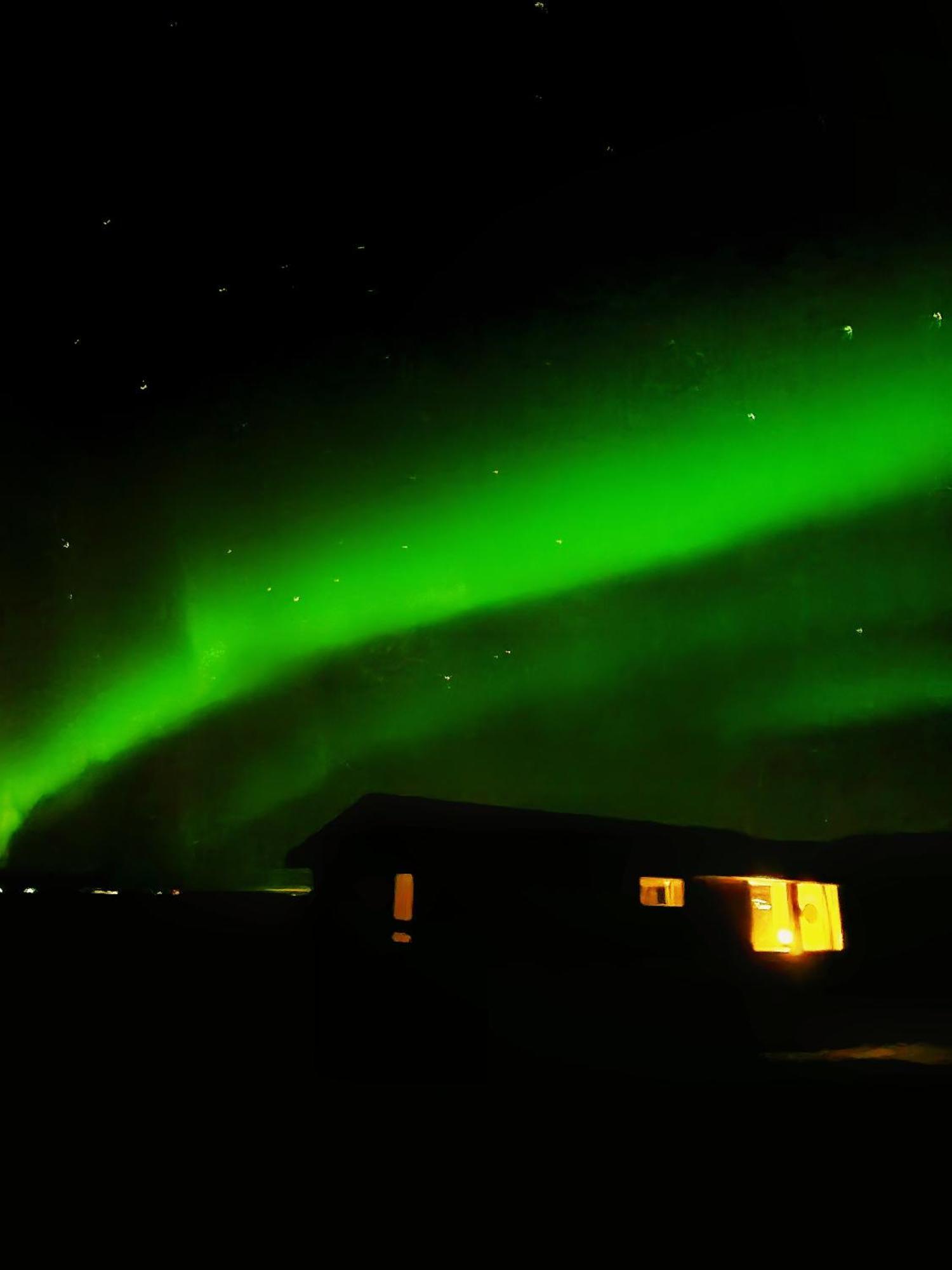 Green Farm Stay With Private Hot Tub Хвольсведлюр Екстер'єр фото