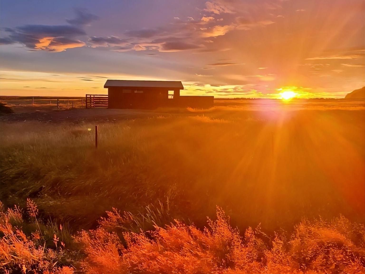 Green Farm Stay With Private Hot Tub Хвольсведлюр Екстер'єр фото
