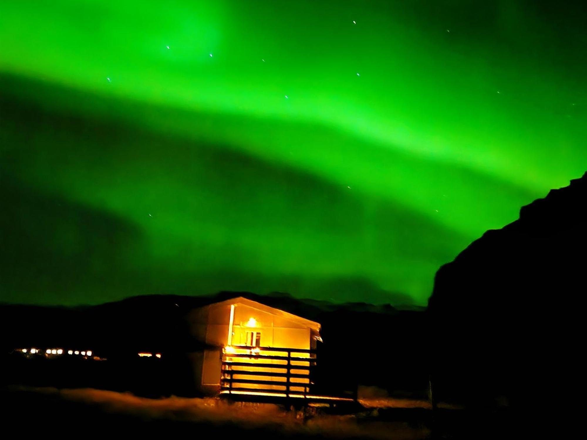 Green Farm Stay With Private Hot Tub Хвольсведлюр Екстер'єр фото